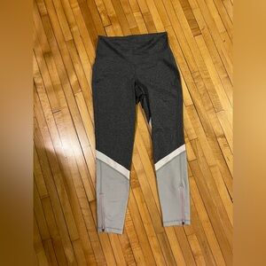Old Navy Active | Gray Leggings | Size M